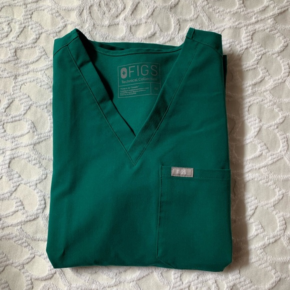 Figs Tops - HUNTER GREEN*** Figs Catarina top